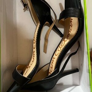 Sam Edelman Black Strappy 3.25” Heels